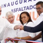 Abinader inaugura puente sobre el río Penitente que conecta comunidades de Independencia y Bahoruco