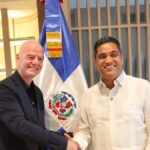 Infantino desafía al vicepresidente de la FIFA al asistir a un evento juvenil en el Caribe