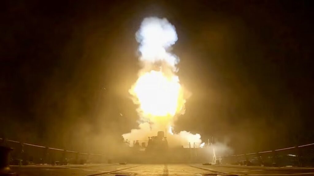 ¡arrecia-la-guerra!-iran-y-estados-unidos-realizan-bombardeos-masivos-contra-bases-militares