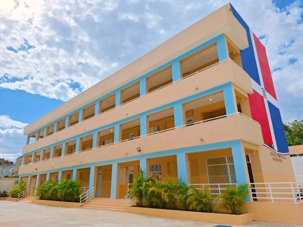 infraestructura-escolar-ratifica-avance-sostenido-en-construccion-y-mantenimientos-de-escuelas-con-mas-de-1,700-centros-intervenidos-en-todo-el-pais