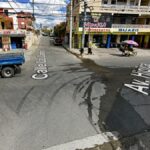 Muere atropellado niño que regresaba de la escuela; ocupantes de camión, presuntamente haitianos, huyen del lugar