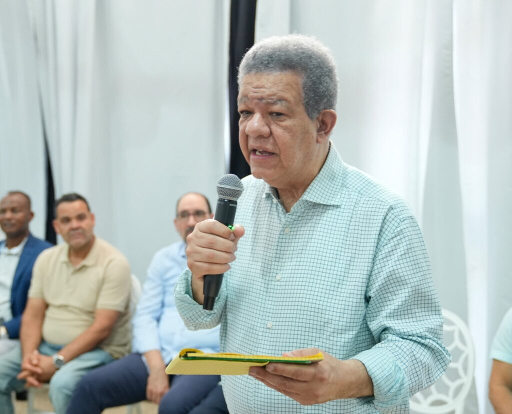 reportaje-leonel-sacude-tres-provincias-del-sur,-pide-a-funcionarios-hacer-sus-tareas-y-dejar-de-quejarse