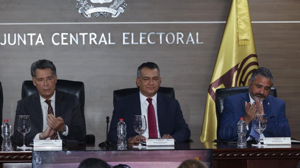 desencanto-con-candidatos:-principal-razon-de-abstencion-en-elecciones-de-2024