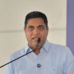 Kelvin Cruz, ministro de Deportes. Un exceso