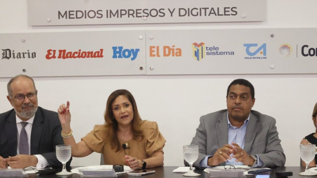 mas-del-90-%-de-las-700-emisoras-dominicanas-cuenta-con-transmision-por-streaming