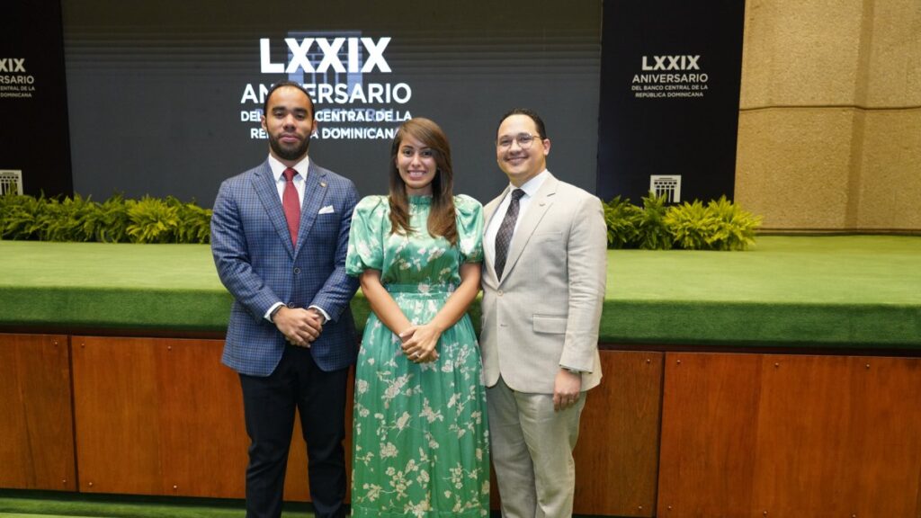 banco-central-realiza-acto-de-reconocimiento-a-personal-por-tiempo-de-servicio-a-la-institucion