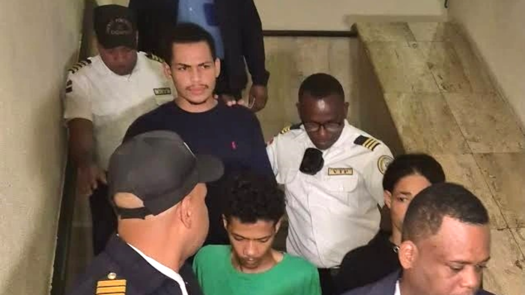 a-prision-tres-acusados-de-balear-a-vigilante-durante-intento-de-asalto-a-joyeria