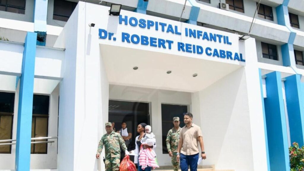 hospital-robert-reid-cabral-reduce-su-deuda-en-rd$194-millones-en-tres-anos