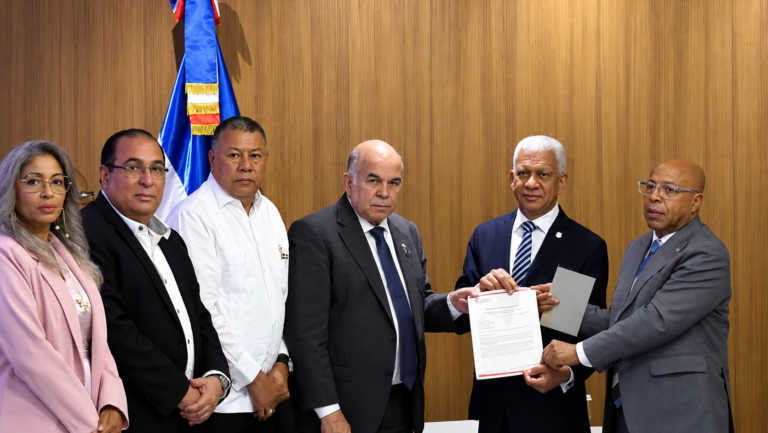 elecciones-en-riesgo;-fopppredom-advierten-recortes-en-presupuesto-afectara-a-la-jce-y-partidos