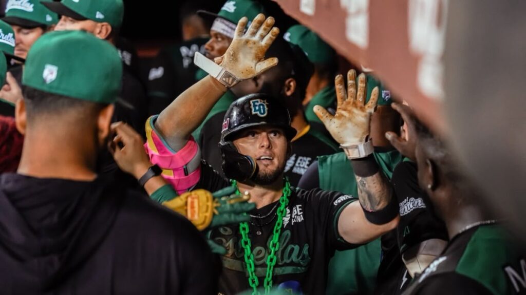 estrellas-doblegan-a-los-gigantes-del-cibao